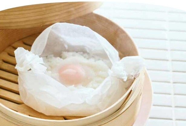 【せいろレシピ】10分で冷凍ごはんが炊き立ての味に！「蒸らしたまごかけご飯」