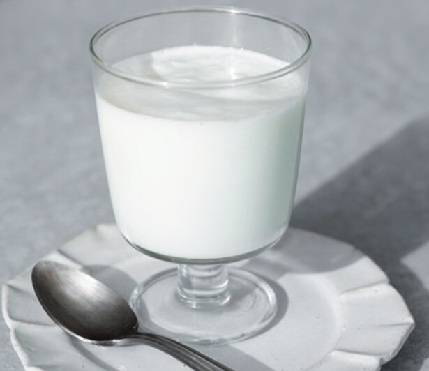 暑い季節に嬉しいパンナコッタ。生クリームなしでコクのある味わいに！
