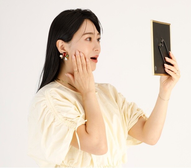 老け見えを防ぐ第一歩。自分の笑顔の表情グセをチェック！