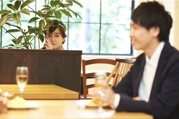 旦那の元カノからしつこい嫌がらせ！ 相談した旦那にも逆ギレされ、どうればいい？【お悩み相談】