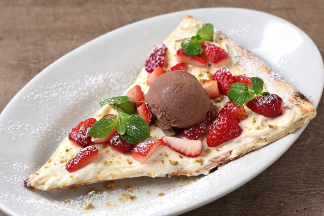 赤坂のイタリア料理店がストロベリーフェア　イチゴのドルチェピザも