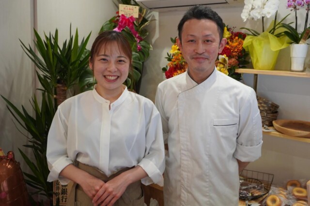 石山商店街にケーキ店「ル・ボン」　「懐かしさの中に新しさを」