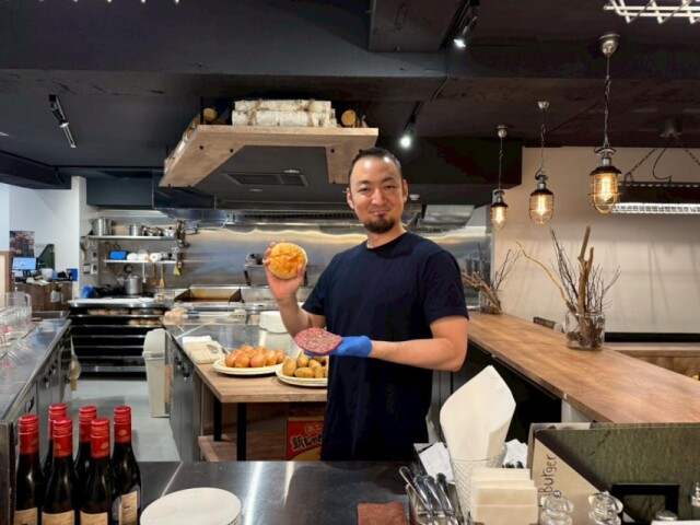 本郷のハンバーガー専門店「アップルバーガー」　開店から半年