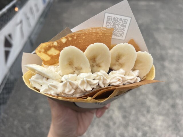 飯塚にクレープ専門店　砂糖・油不使用、賞味期限30分のクリームを売りに