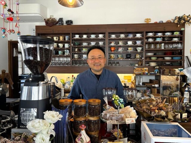 福島・曽根田町の「伏見珈琲店」が10周年　記念プレートやグッズも