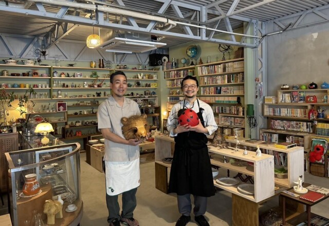 福島・飯坂町に「おみやげ喫茶 土論堂」　昭和雑貨・クラフトビールも