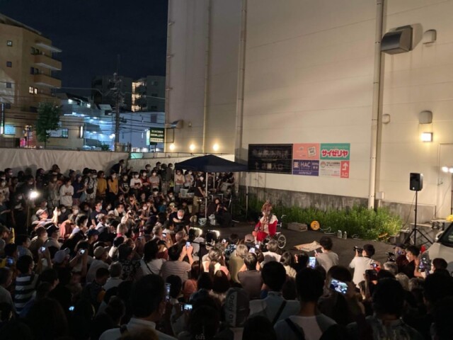 六角橋「ドッキリヤミ市場」名称新たに「六角橋ヤミ市」に