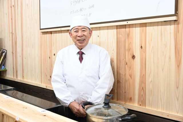 愛荘町に「串カツどんつく」　大阪・新世界風の串カツ、昭和の味を提供