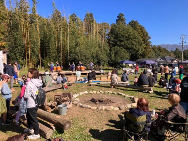 松川町・いちばの森で「もぐもぐ市場」　地域の生産者・飲食店など出店