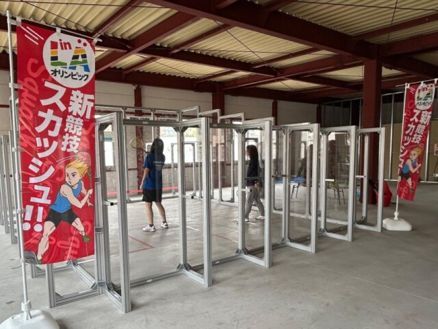 飯田でミニスカッシュコート体験イベント　市民がプレー楽しむ