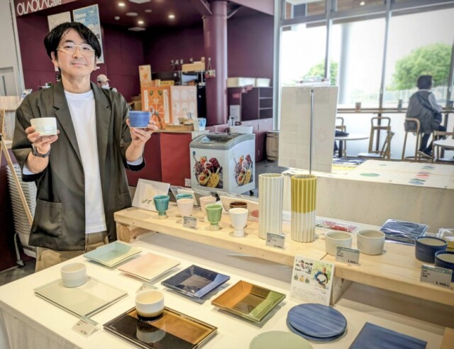 元マリメッコデザイナーのブランド「ムスタキビ」、今治で初のポップアップ