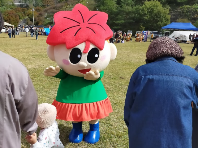 箕輪町で「もみじ湖フェスティバル」　軽トラ市やフリマ、植樹祭も同時開催