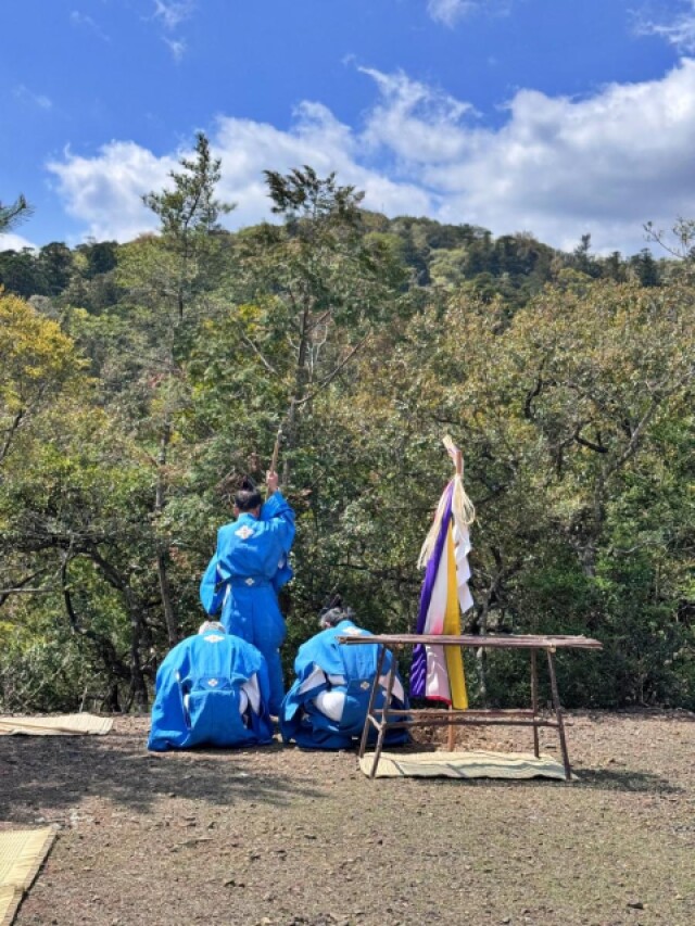 伊勢神宮で大麻・お神札のご神体となる用材を切り出す最初の祭典