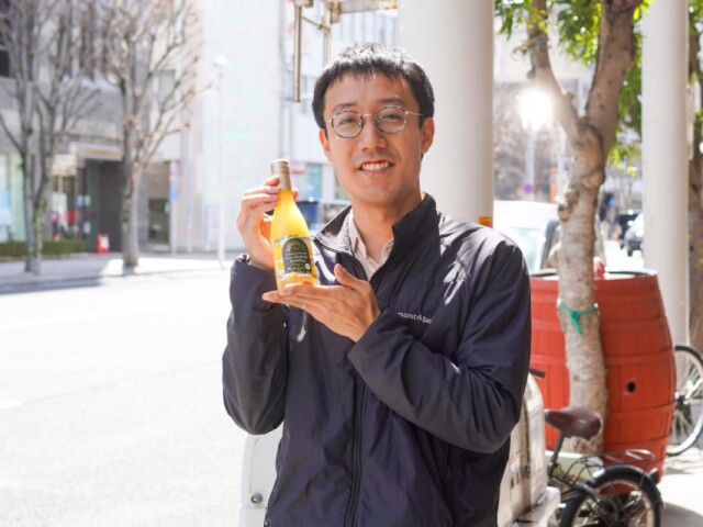 西浦レモネードのスパークリングドリンク　100％ストレート果汁を使用