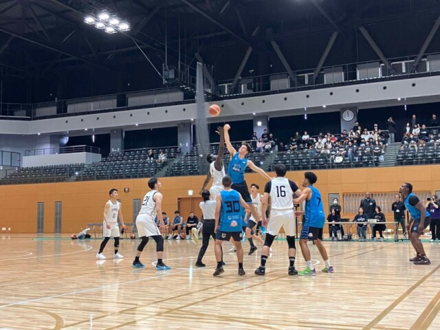香陵アリーナで初の国際交流試合　イズラシが豪チームに勝利