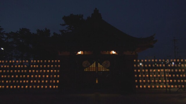 加古川・山之上住吉神社で「千灯祭」　ろうそくの明かりで境内照らす
