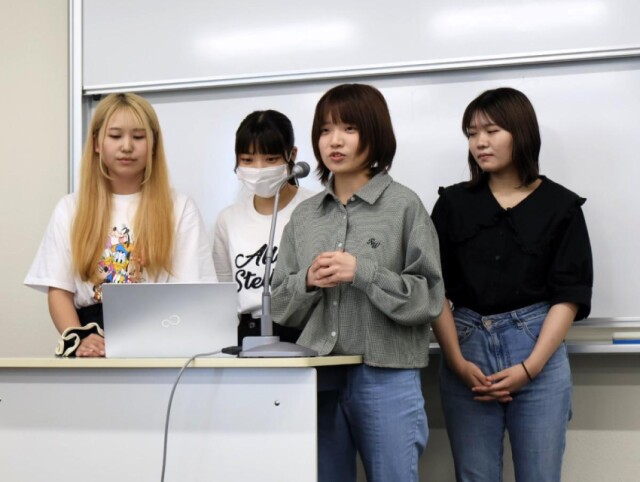 神戸女子大でITビジネスモデル発表会　地域の中小企業診断士が講師に