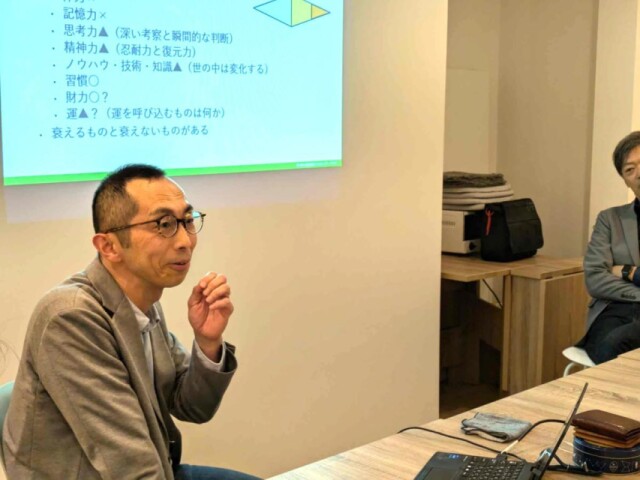 神戸でコミュニティリンクの小野耕一さん講演　「人生の後半は撤退戦」