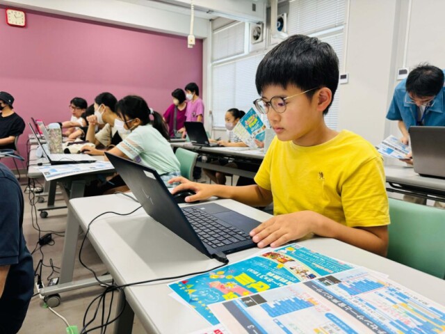 甲府市が「夏休み子ども体験教室」　7つのプログラムに200人参加