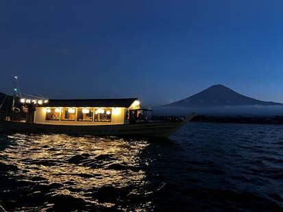 河口湖で天ぷらディナークルーズ「天ぷら竜の会」　金曜に定期開催へ