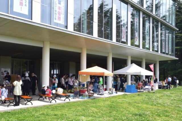 桐蔭学園で食とエネルギーの地産地消テーマにマルシェイベント