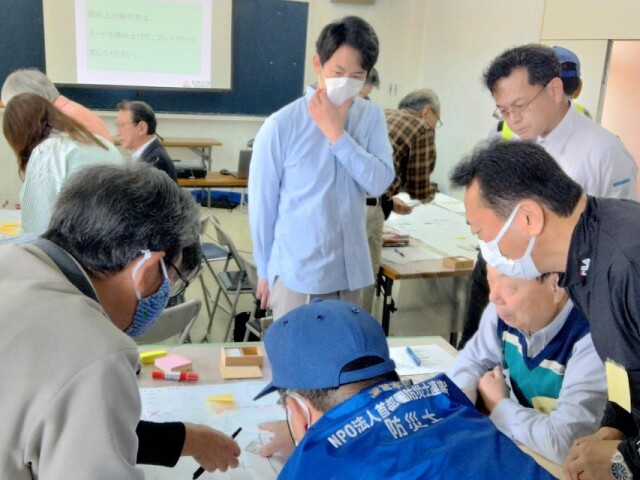 一宮で「避難所運営ゲーム」　区自主防災委員会が企画、地域の防災士も参加