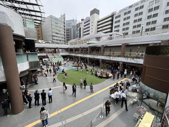京橋コムズガーデンがリニューアル　「日常に溶け込む地下街」をテーマに
