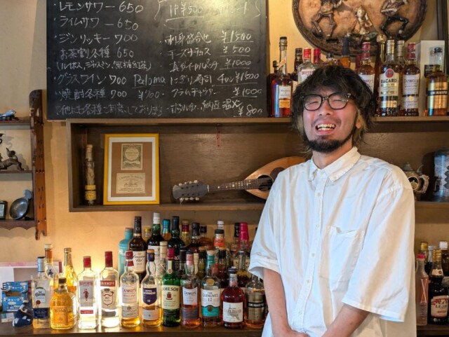 梅ヶ丘のバー「ファズ」、営業再開から3カ月　新店長に経堂トランク元店長