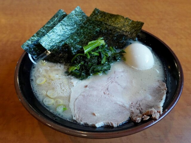 安曇野にラーメン店「とんこつ家ZUN」　地域の「ラーメンの選択肢」増やしたい