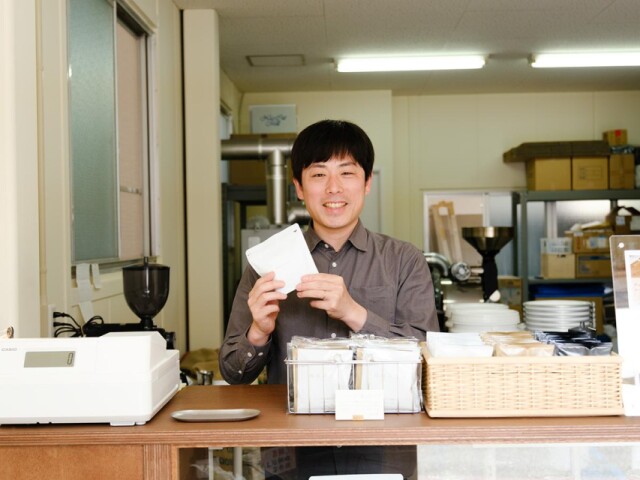 西区新道にコーヒー豆専門店　日常に寄り添い「くつろぎの時間」を届ける