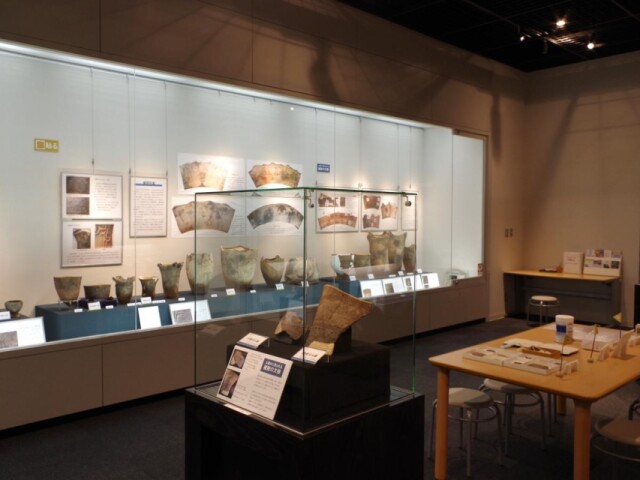 縄文土器の文様に焦点を当てるテーマ展　文様の違いや見分け方も紹介