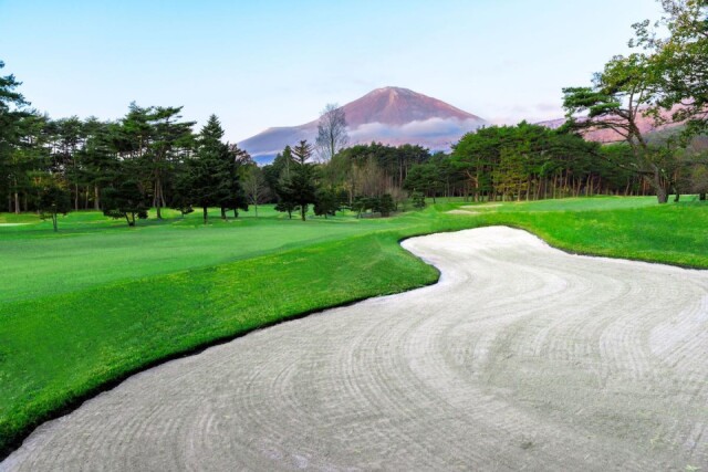 静岡県小山町にゴルフクラブ「GORA KADAN FUJI GOLF」