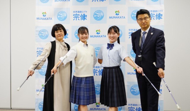 宗像の中高生バトントワラーが世界大会出場へ　市長に健闘誓う