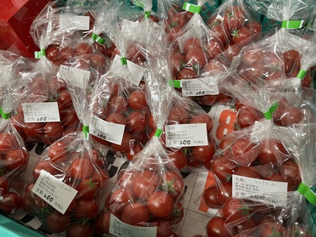 屋敷郵便局でMIMOMIFARMのミニトマト無人販売開始　習志野市内初