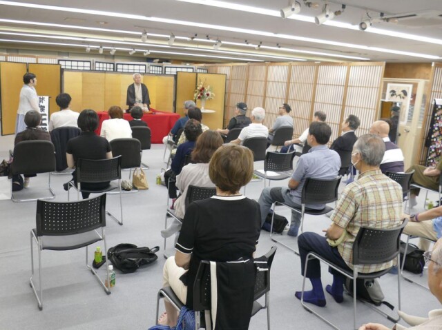 日本橋堀留町で「人形町落語会」　林家正雀さんが熱演