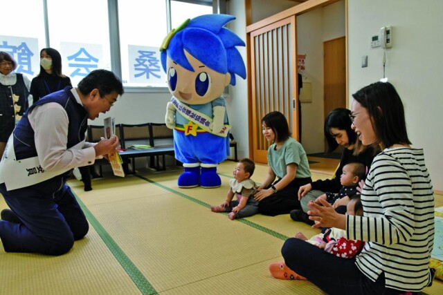 加藤育男福生市長らが「一日民生委員」に　活動強化週間に合わせ