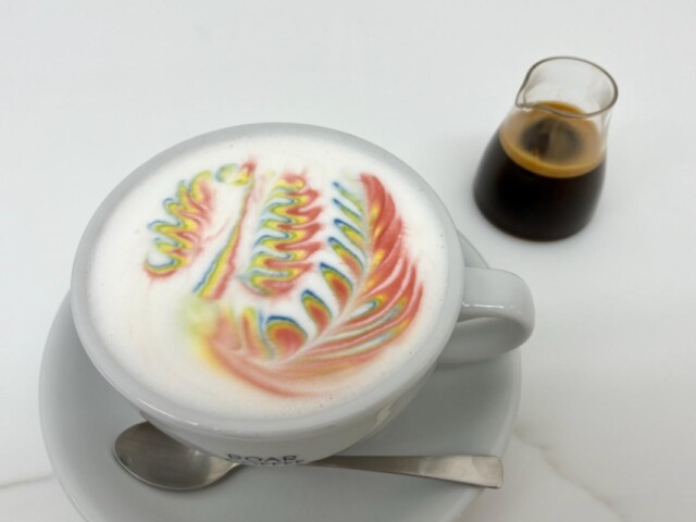 麻布十番に「ロアーコーヒー」　港区初出店、ペット同伴可