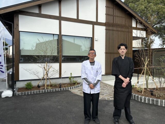 小城中心街の「お食事処 一楽」がリニューアル　新築店舗に家族連れも来店