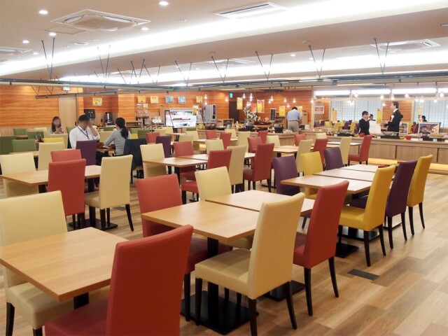 栄の名古屋クラウンホテルに団体専用食事会場　ワンフロア382平方メートル