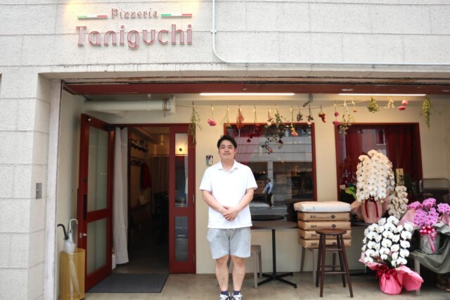 阿波座にナポリ風ピザ店　まき窯で焼くピザ24種類、一品メニューも