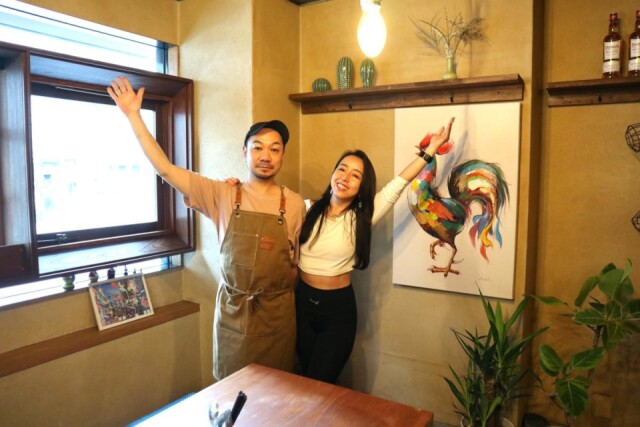 肥後橋にダンススタジオ＆レストランバー　国産銘柄鶏のチキンカレー看板