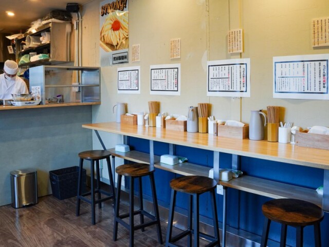 五橋にうどん専門店「武田製麺所」　店内仕込みの歯応えある硬い麺が特徴