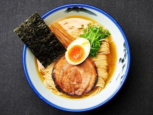渋谷・道玄坂上にラーメン店「AFURI」　韓国アパレルとコラボも