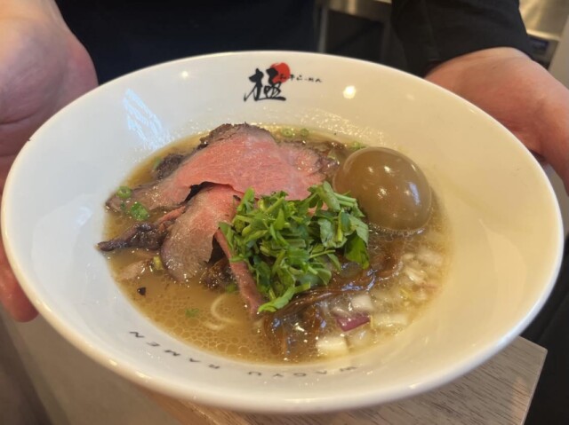 渋谷・宮益坂に和牛ラーメン店「極」　濃厚牛白湯スープを売りに