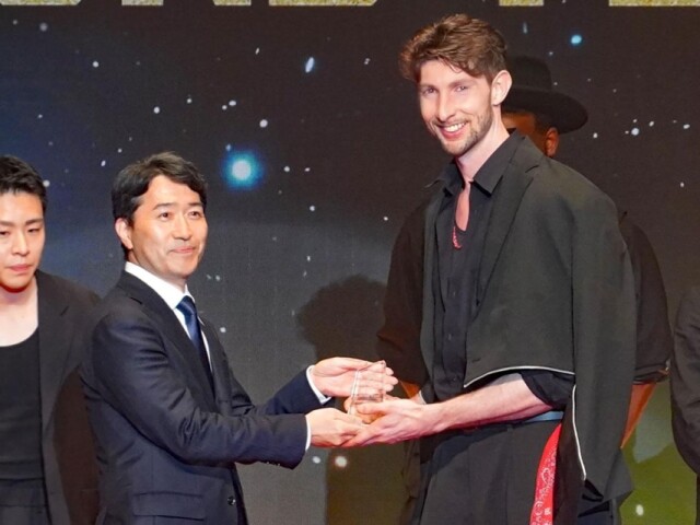 アルバルク東京ロシター選手、「レギュラーシーズンセカンドチーム」選出