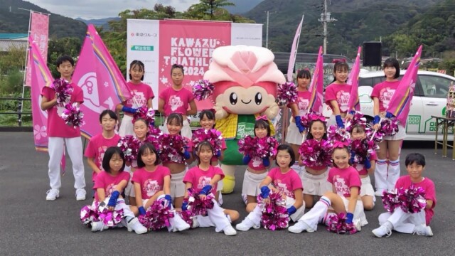 河津町「GO KAWAZU」が1周年　ダンスで河津桜まつりなど盛り上げ