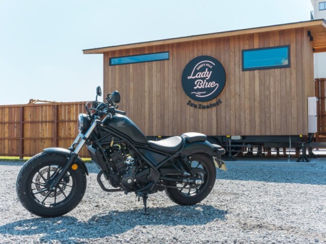 東伊豆に女性ライダーズ向け宿泊施設「レディブルー」　バイク旅に特化
