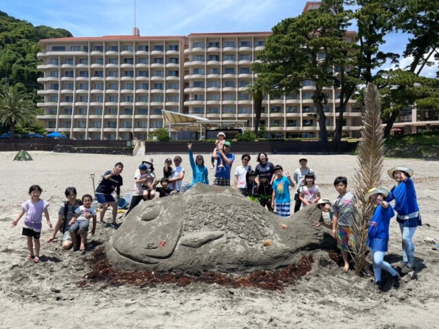 河津今井浜海岸で「砂の造形大会」開催へ　親子で自然体験と創作楽しむ