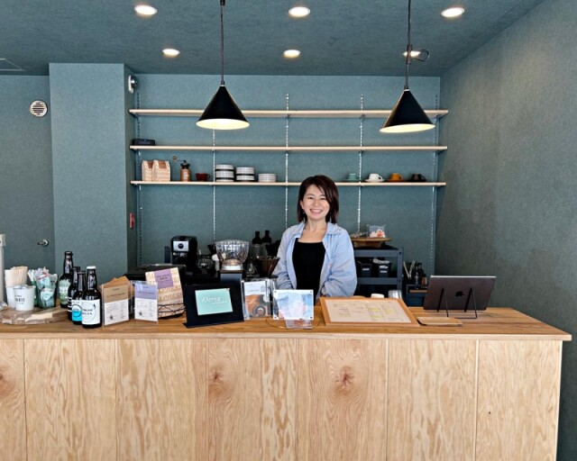 不動前にカフェ「アクセリア」　ベビーカーやペット同伴でも過ごしやすい店に