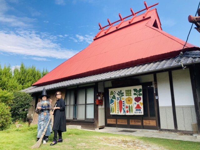 周南・三丘でナイトマルシェ「魔女の夜会」　魔女モチーフの菓子や雑貨